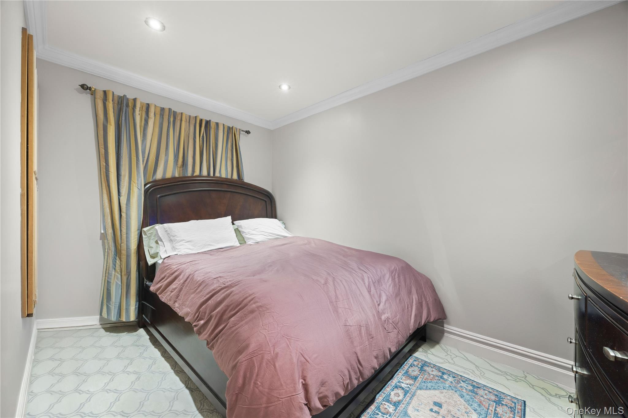 229 Ditmars Street Bronx, NY 10464 - Photo 17 of 22