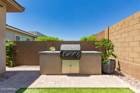 $955,000 | 2830 East Crest Lane, Phoenix, AZ 85050