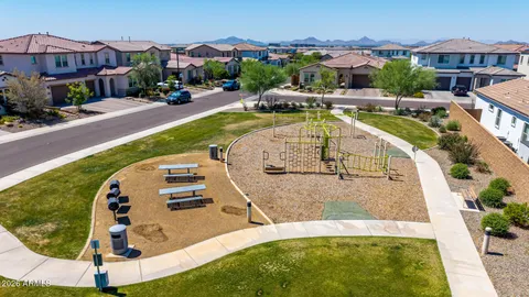 $989,000 | 21922 North 61st Way, Phoenix, AZ 85054