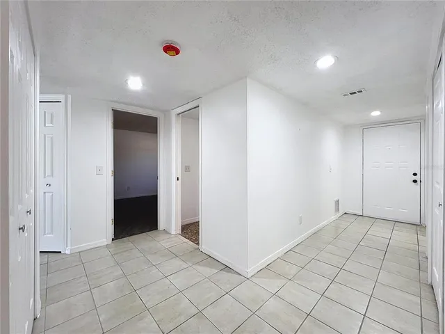 $390,000 | 504 South Florida Avenue, Unit 215, Tarpon Springs, FL 34689