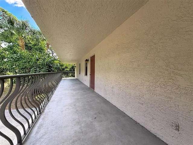 $390,000 | 504 South Florida Avenue, Unit 215, Tarpon Springs, FL 34689