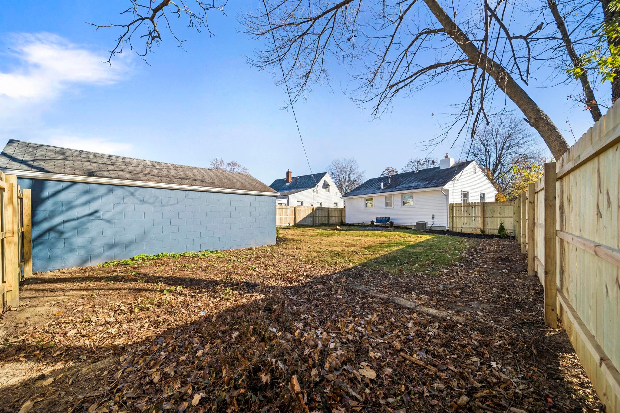 929 South Broadleigh Road Columbus, OH 43209 - Photo 38 of 52 DSC06031