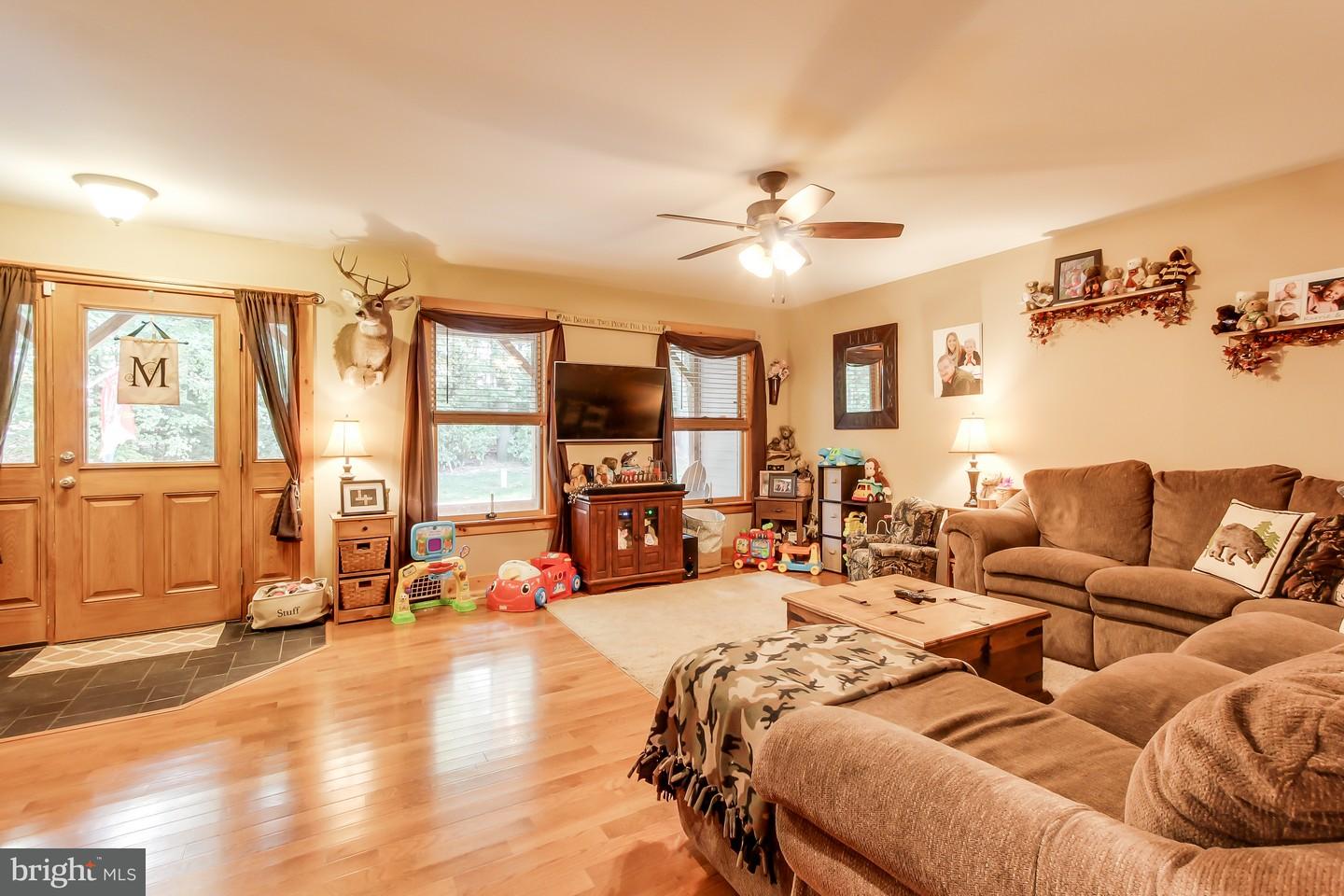 105 Aubel Road Delta, PA 17314 - Photo 3 of 28 Gallery Image 3