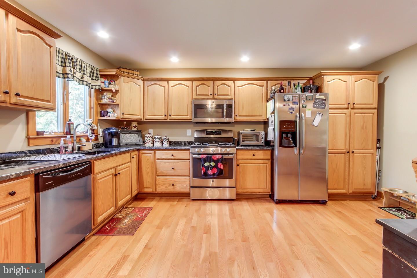 105 Aubel Road Delta, PA 17314 - Photo 6 of 28 Gallery Image 6