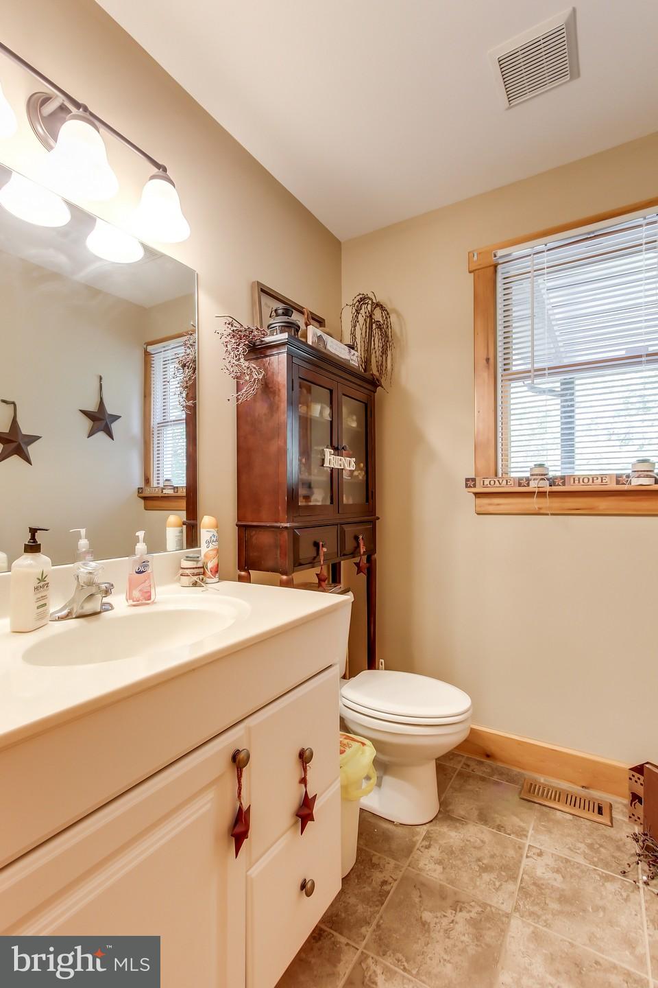 105 Aubel Road Delta, PA 17314 - Photo 10 of 28 Gallery Image 10