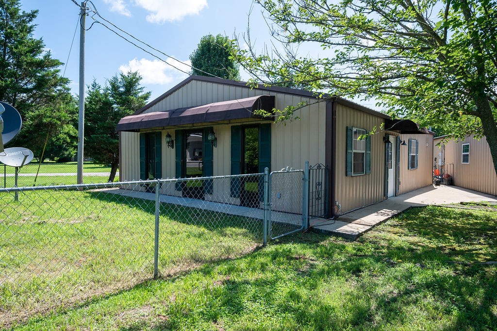 111 Waco Road Lynnville, TN 38472 - Photo 8 of 11 Gallery Image 8