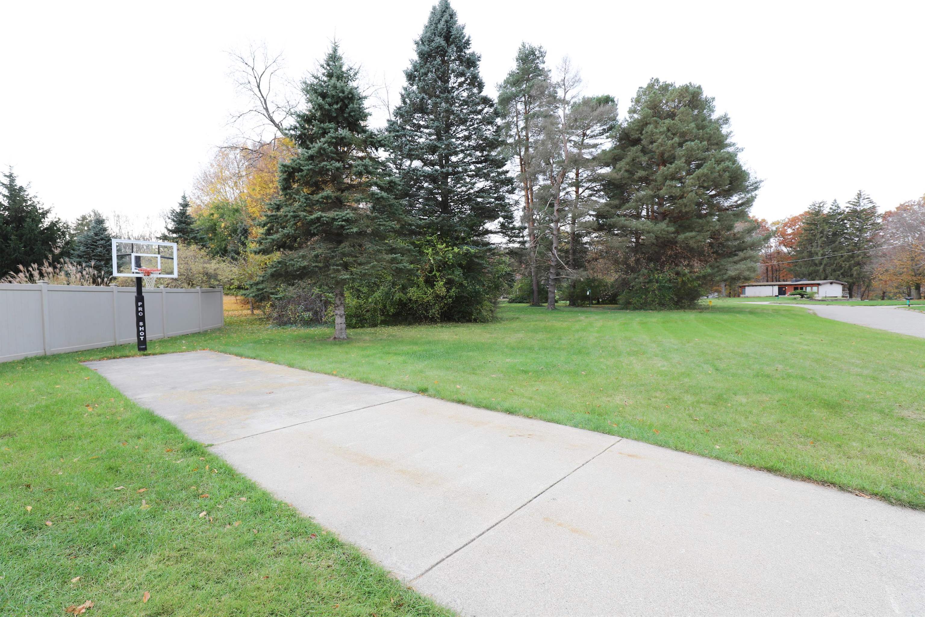 7571 East River Road Flushing, MI 48433 - Photo 36 of 37
