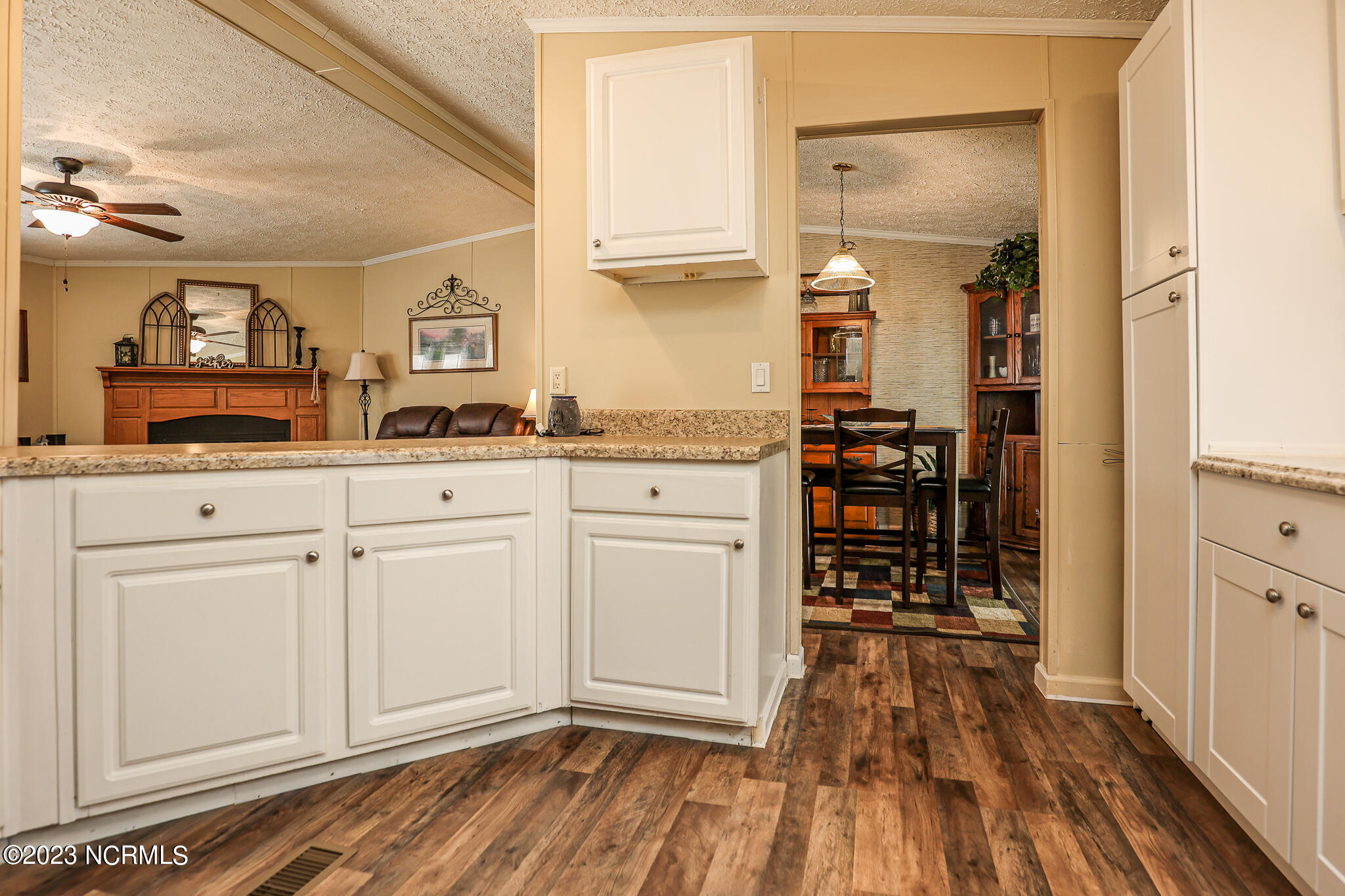 615 Maynard Boulevard Jacksonville, NC 28546 - Photo 11 of 39 Christina- Maynard-34