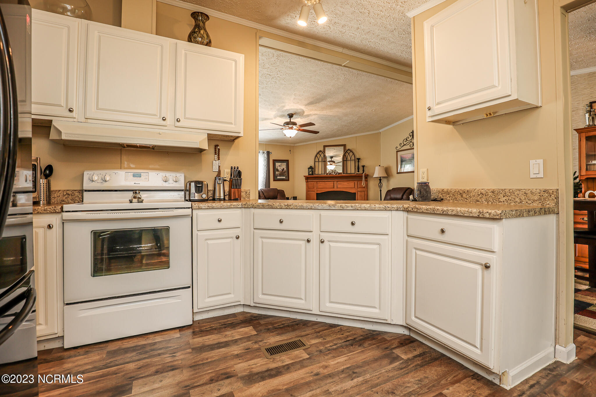 615 Maynard Boulevard Jacksonville, NC 28546 - Photo 12 of 39 Christina- Maynard-35