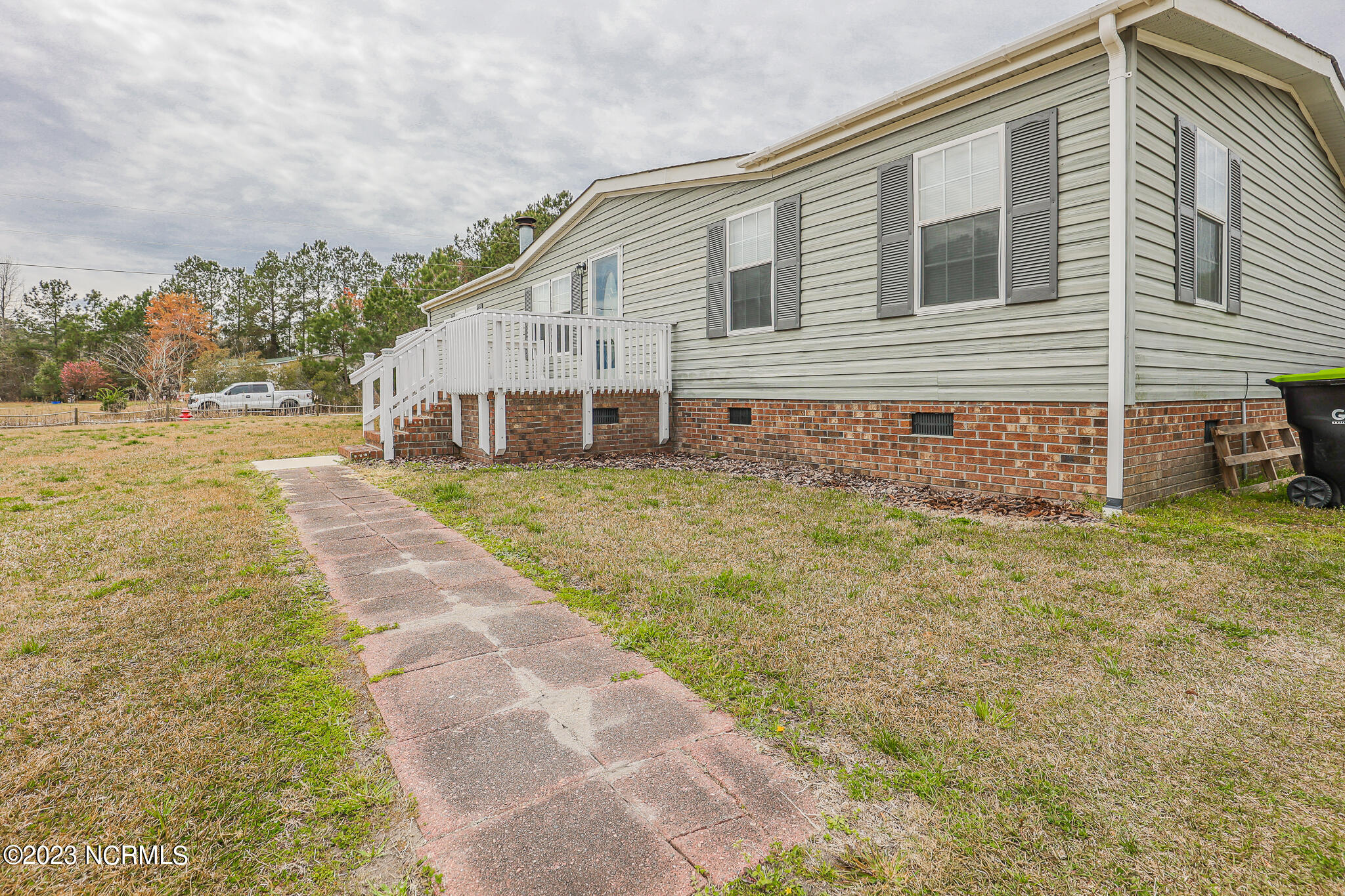 615 Maynard Boulevard Jacksonville, NC 28546 - Photo 4 of 39 Christina- Maynard-52