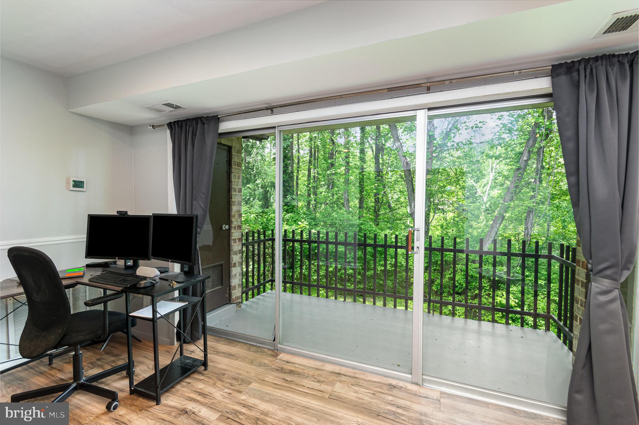 11600 Vantage Hill Road, Unit 11B Reston, VA 20190 - Photo 10 of 30 Gallery Image 10