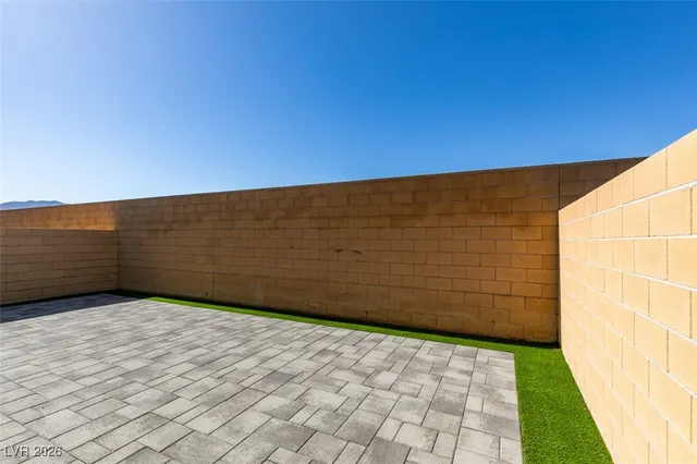 $2,400 | 7107 Alabaster Peak Street, Las Vegas, NV 89166