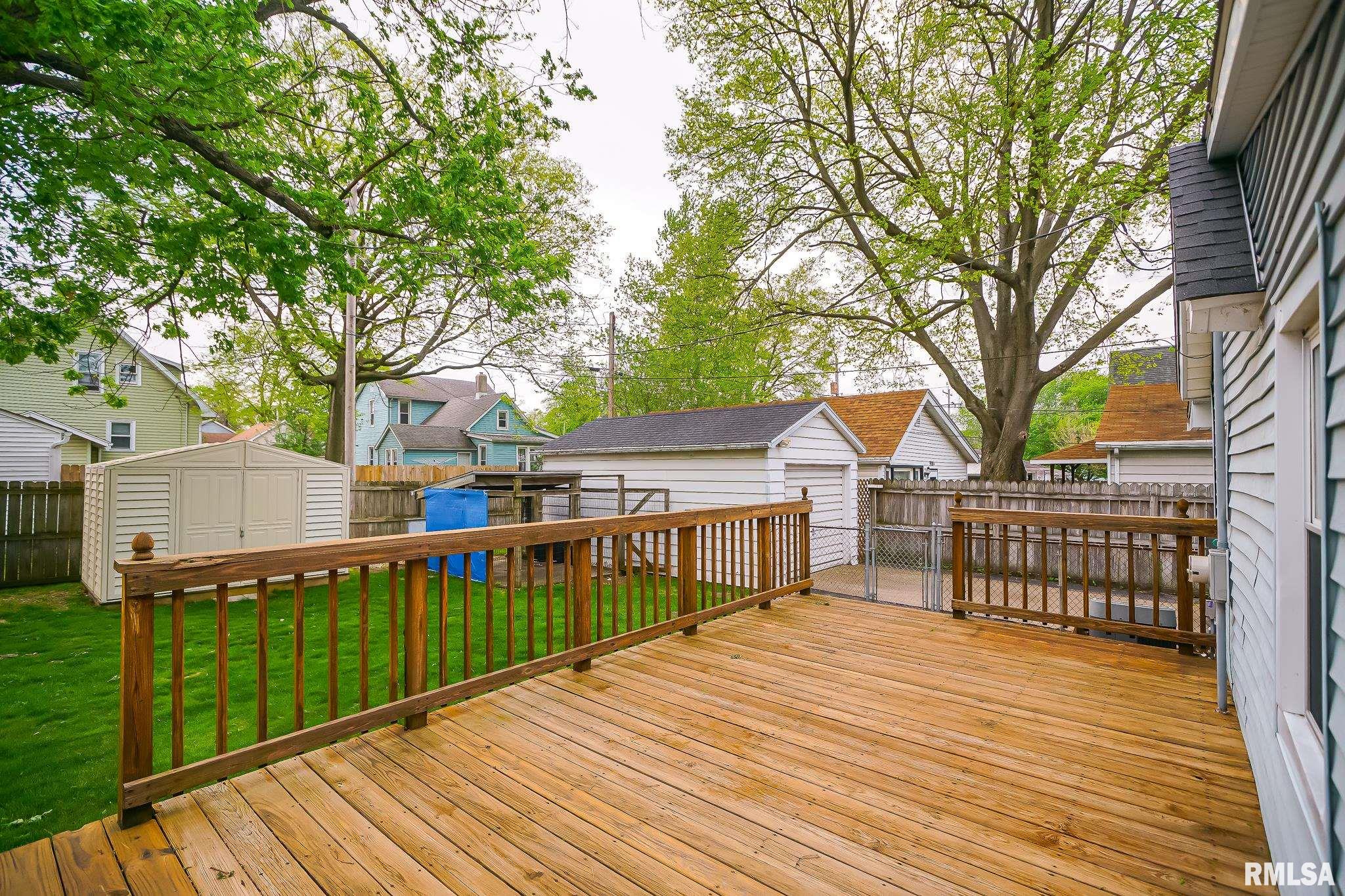 914 Henrietta Street Pekin, IL 61554 - Photo 11 of 61