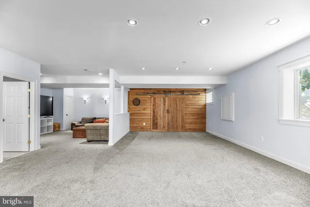 $715,000 | 43336 Lillian Way, Hollywood, MD 20636