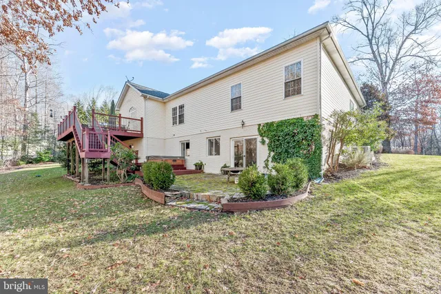 $715,000 | 43336 Lillian Way, Hollywood, MD 20636