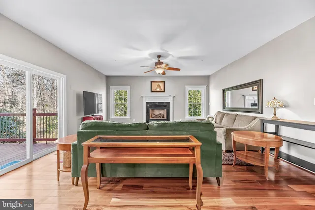 $715,000 | 43336 Lillian Way, Hollywood, MD 20636