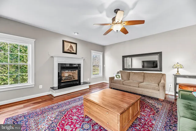 $715,000 | 43336 Lillian Way, Hollywood, MD 20636