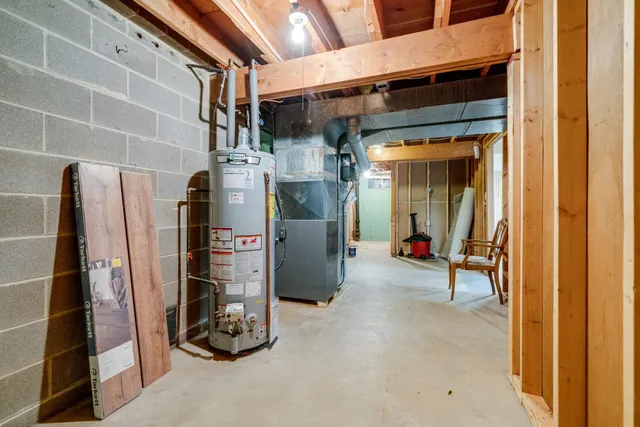 $265,000 | 2209 Edgebrook Drive, Rockford, IL 61107