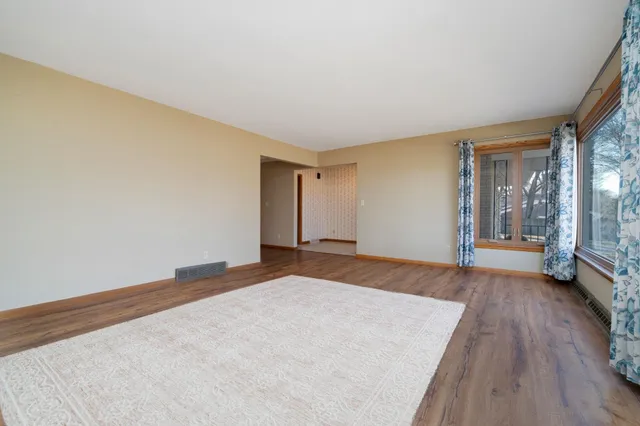 $265,000 | 2209 Edgebrook Drive, Rockford, IL 61107