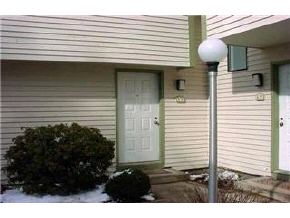 16 Franklin Heights, Unit 16 Rochester, NH 03867 - Photo 2 of 4 Gallery Image 2