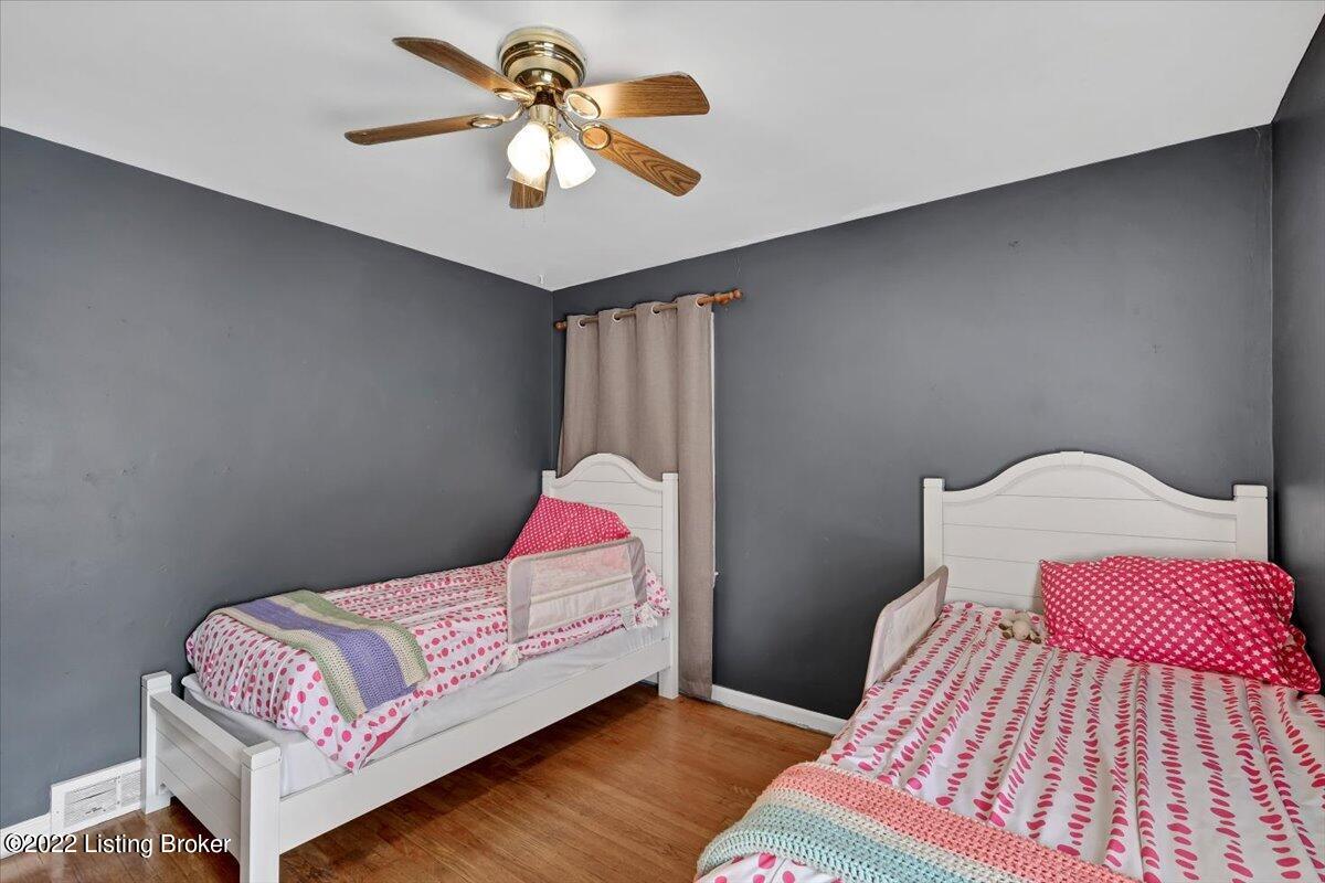 3612 Hughes Road Louisville, KY 40207 - Photo 24 of 28 26-3612 Hughes Rd-125