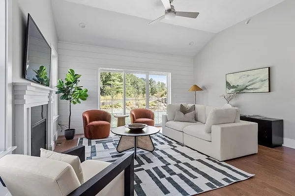 $730,000 | 21 Palmetto Drive, Unit 21, Bellingham, MA 02019