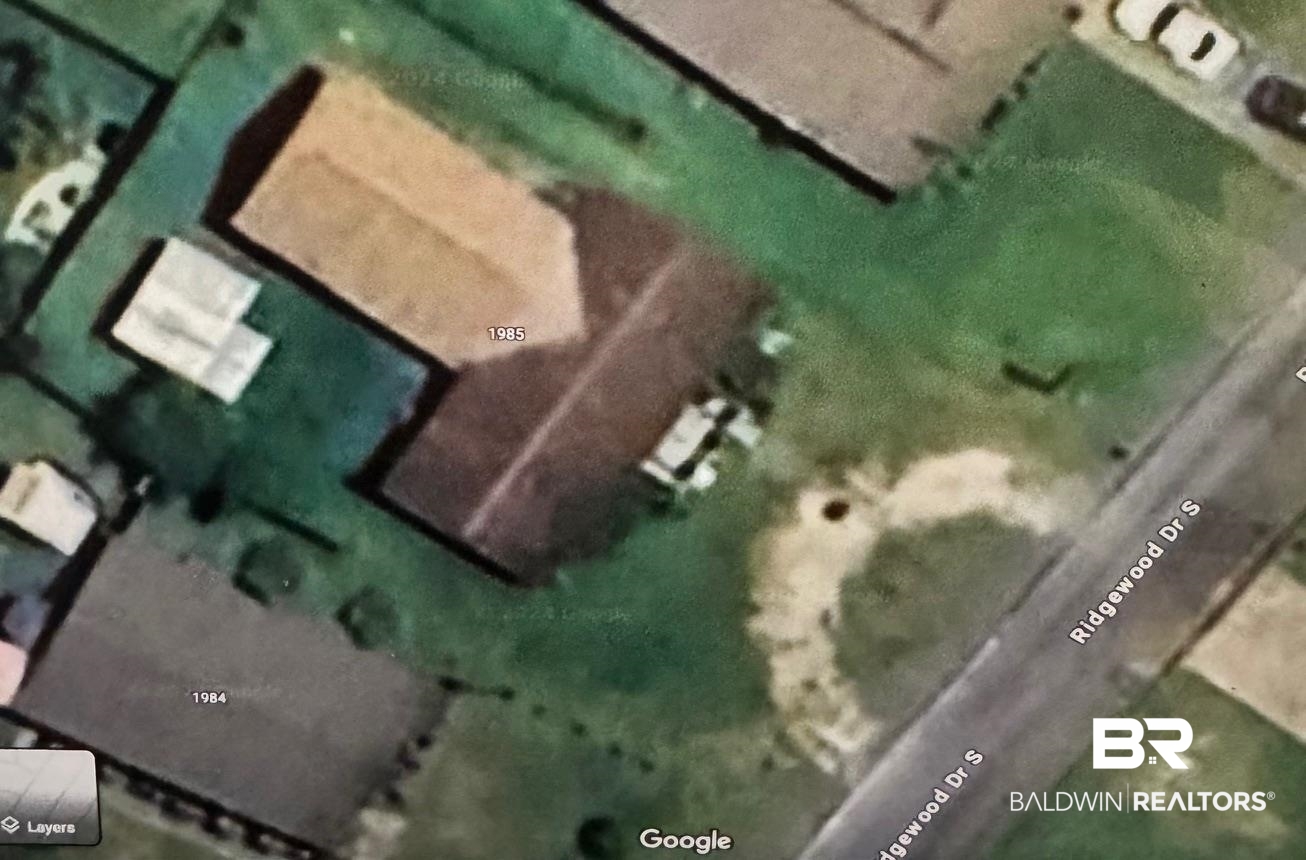 1985 Ridgewood Drive South Lillian, AL 36549 - Photo 2 of 40 Map location