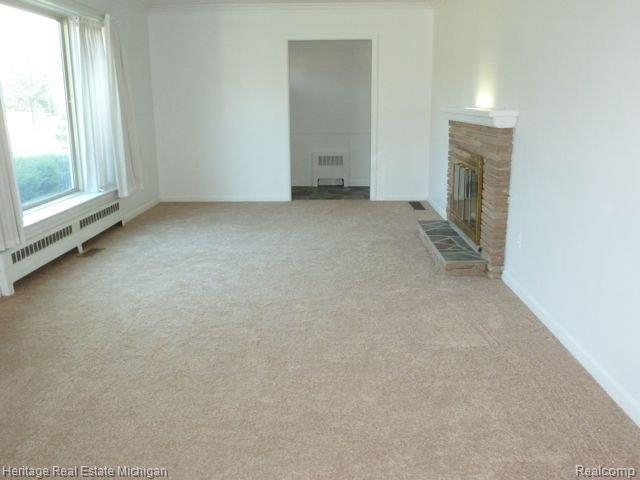 LIVINGROOM.jpg