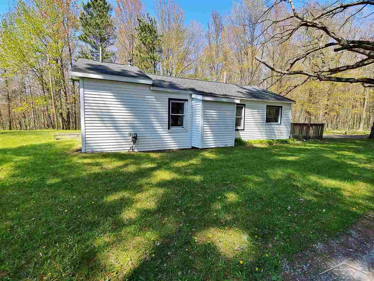 2545 South Graham Road Saginaw, MI 48609 - Photo 22 of 24 50011311-21.JPG
