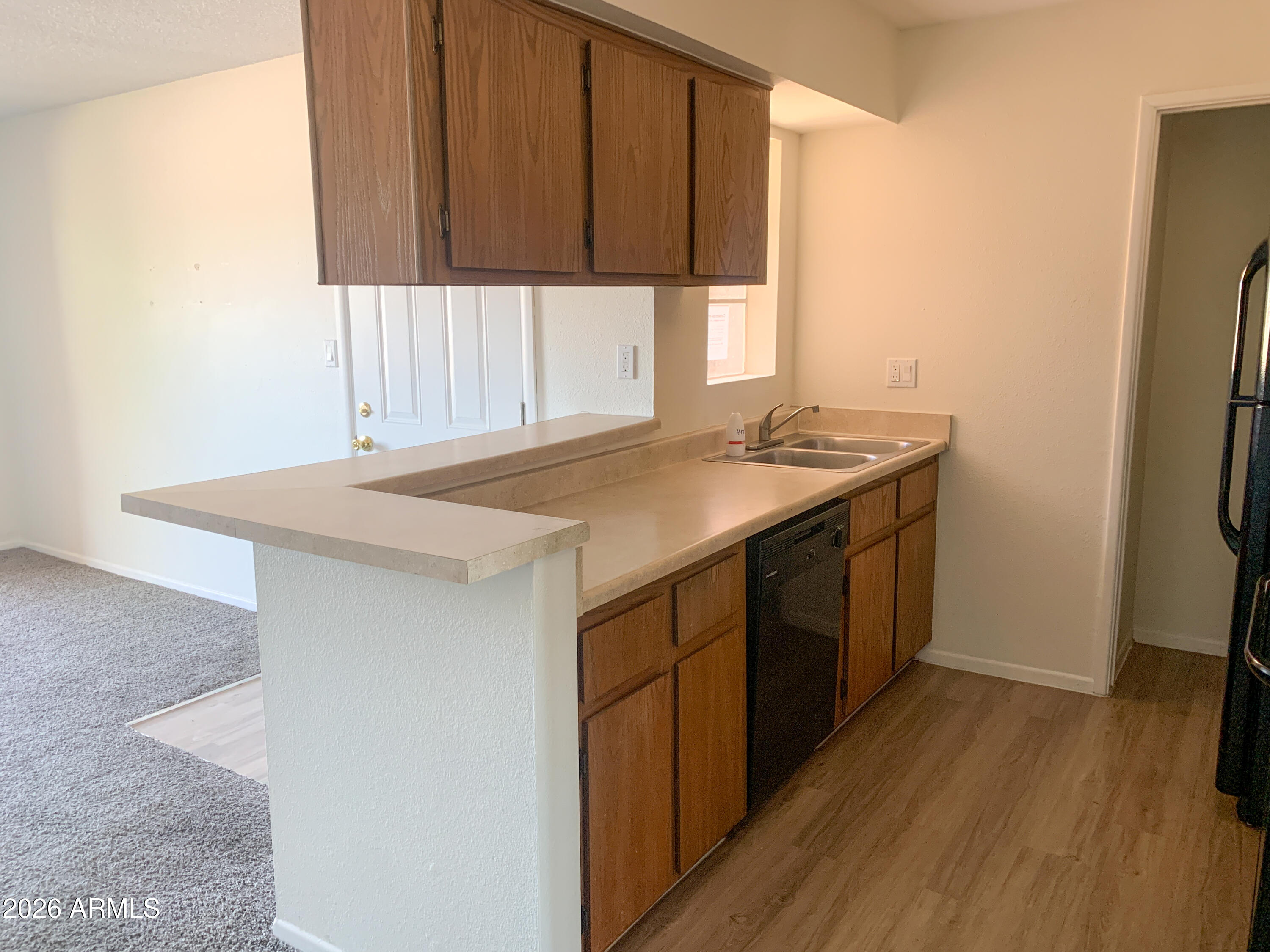 2625 East Indian School Road, Unit 226 Phoenix, AZ 85016 - Photo 7 of 29 IMG_1424