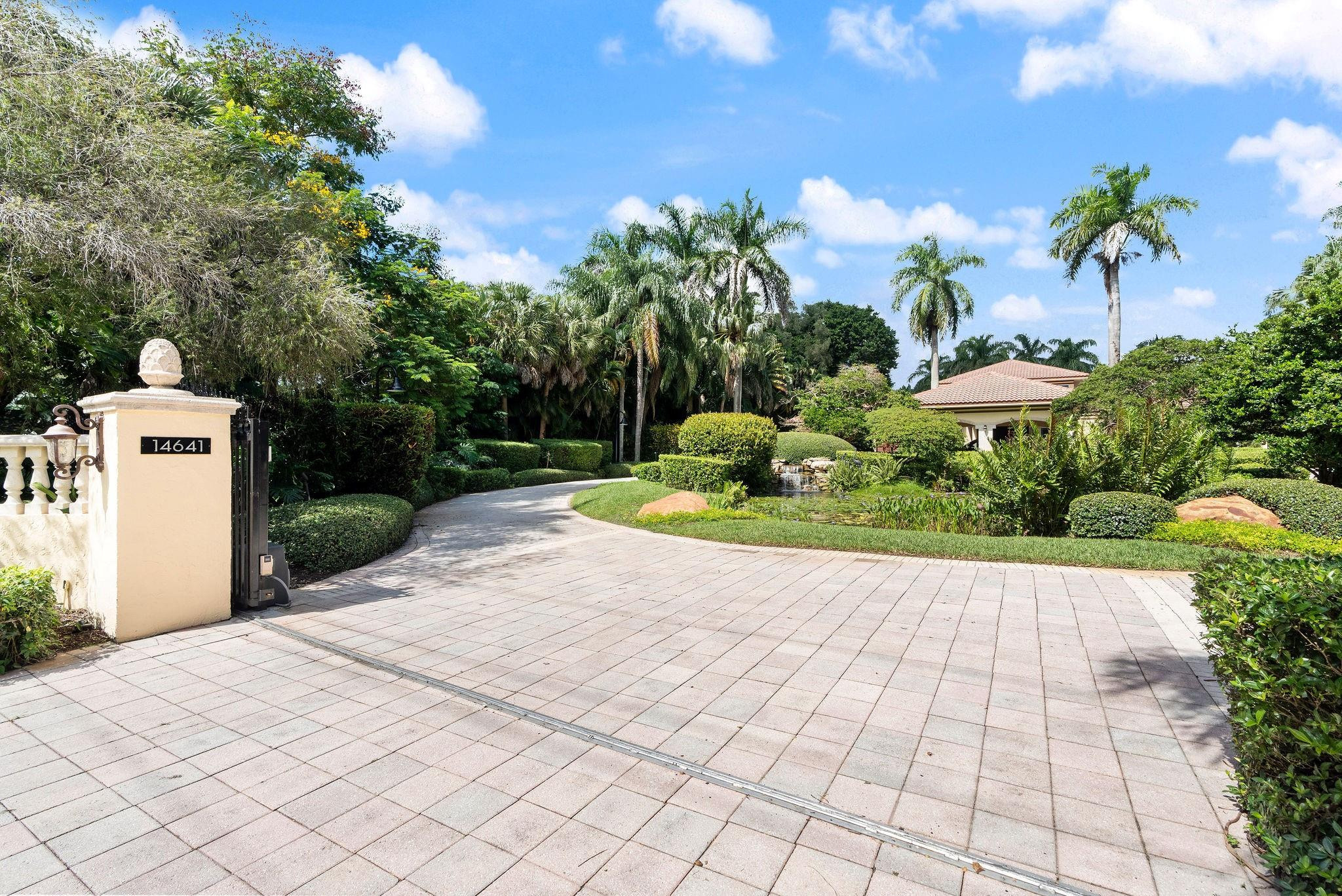 14641 Mustang Trail Southwest Ranches, FL 33330 - Photo 7 of 94 ENTARNCE