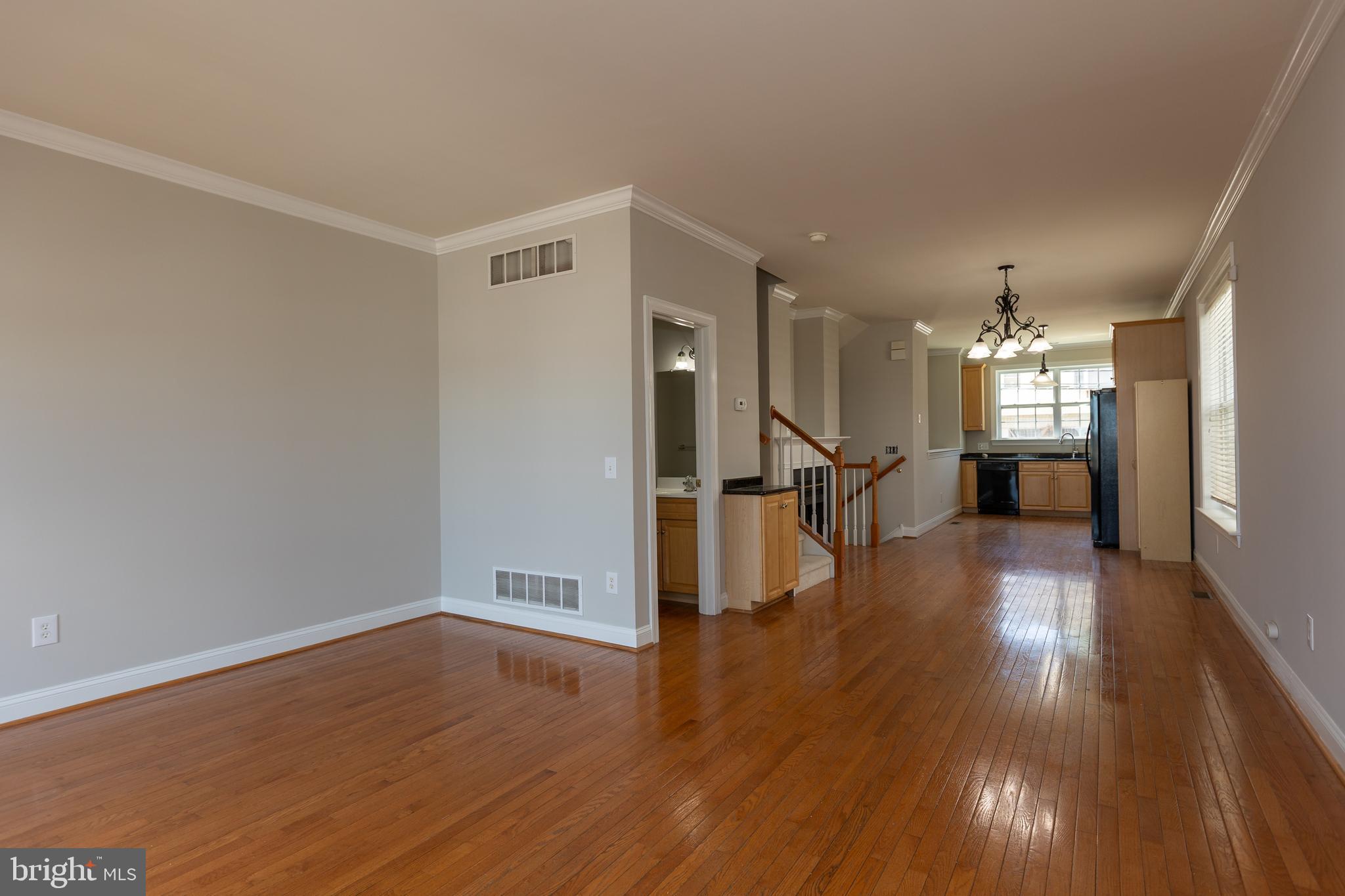 39 West 5th Street Bridgeport, PA 19405 - Photo 6 of 31