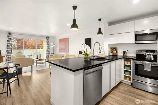 $389,000 | 2250 Northwest 58th Street, Unit 302, Seattle, WA 98107