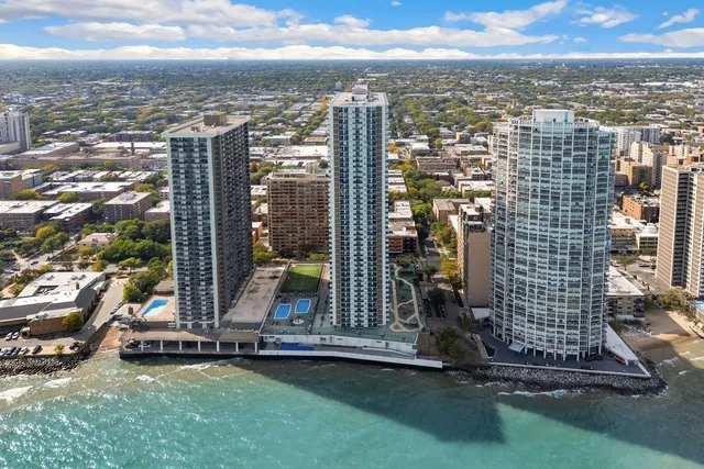 $339,997 | 6033 North Sheridan Road, Unit 19K, Chicago, IL 60660