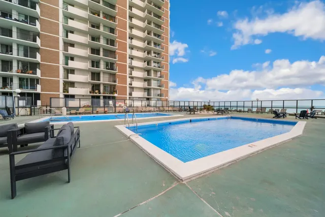 $339,997 | 6033 North Sheridan Road, Unit 19K, Chicago, IL 60660