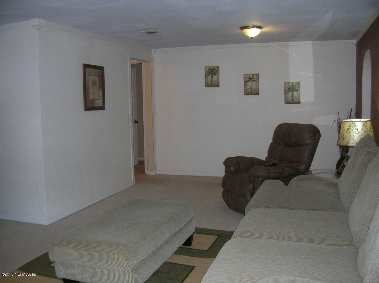 104 Cumbo Road Interlachen, FL 32148 - Photo 9 of 20 Living Room