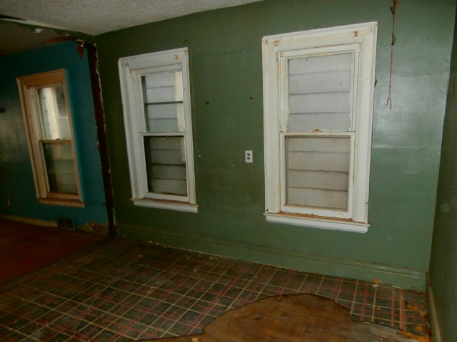 234 Dewitt Street Buffalo, NY 14213 - Photo 11 of 23