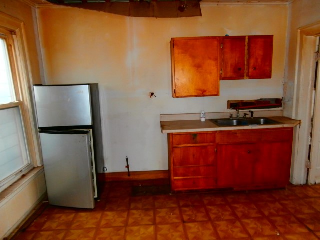 234 Dewitt Street Buffalo, NY 14213 - Photo 8 of 23