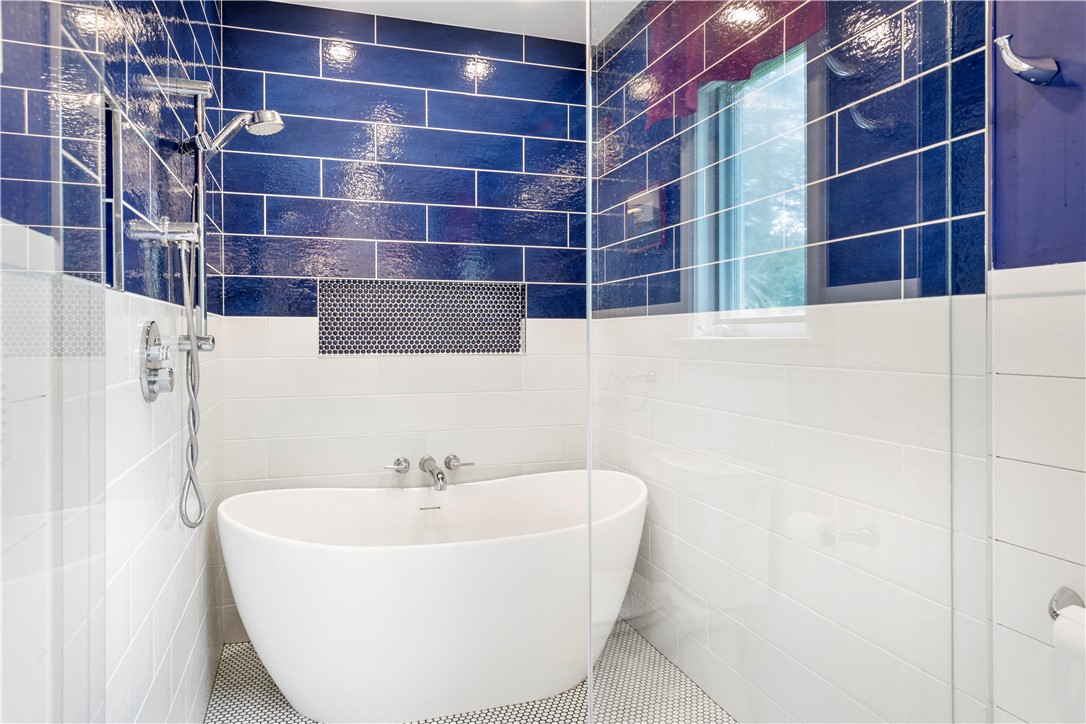 9 Shore Drive Warren, RI 02885 - Photo 20 of 36