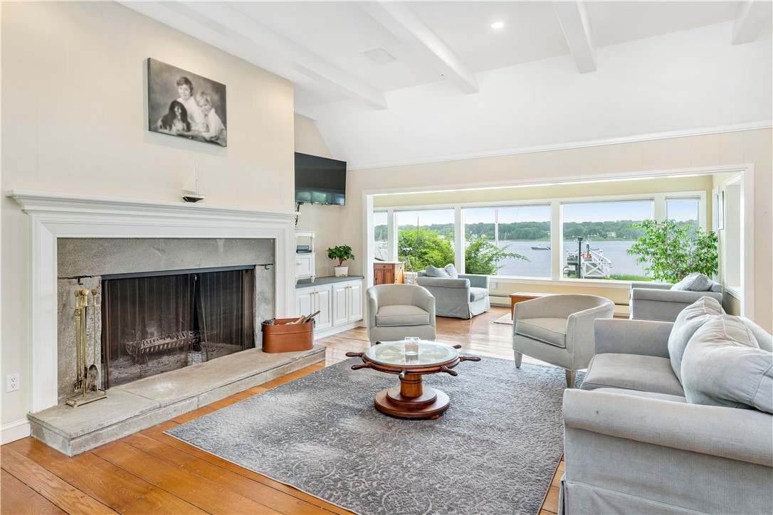 9 Shore Drive Warren, RI 02885 - Photo 4 of 36