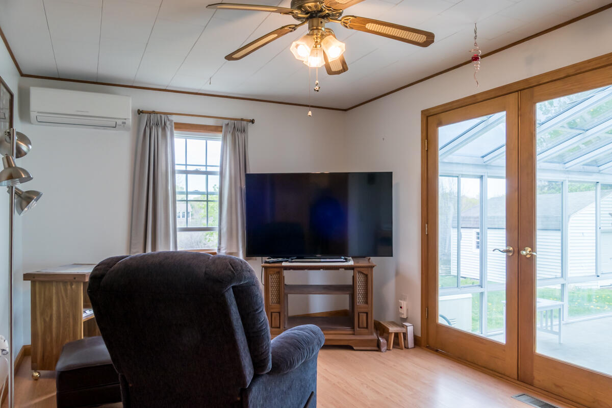 800 North Road Yarmouth, ME 04096 - Photo 28 of 60 37-3rd bedroom (1 of 3)