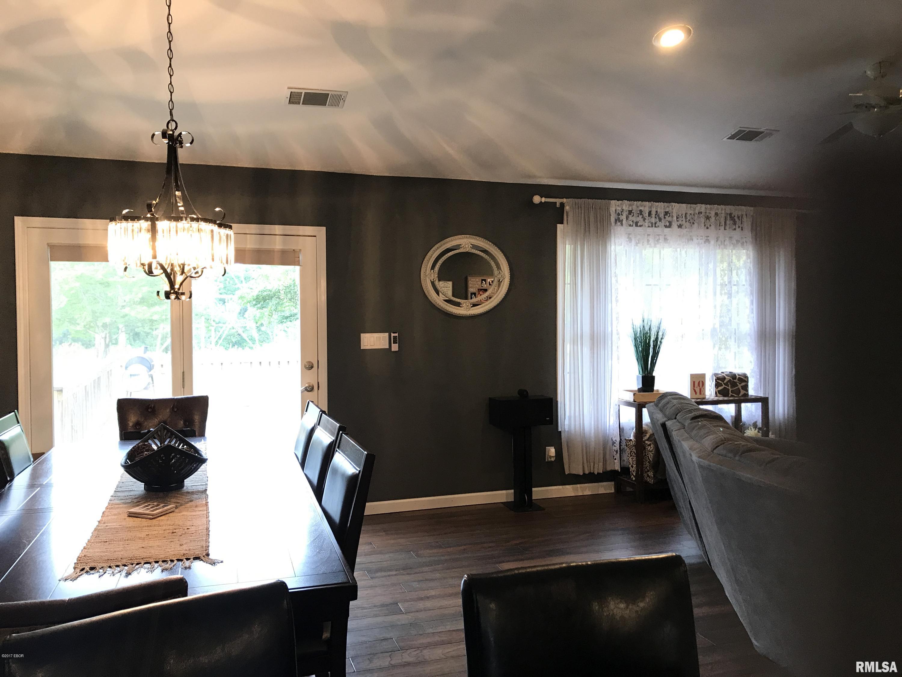 193 Spring Valley Drive Murphysboro, IL 62966 - Photo 7 of 39 Gallery Image 7