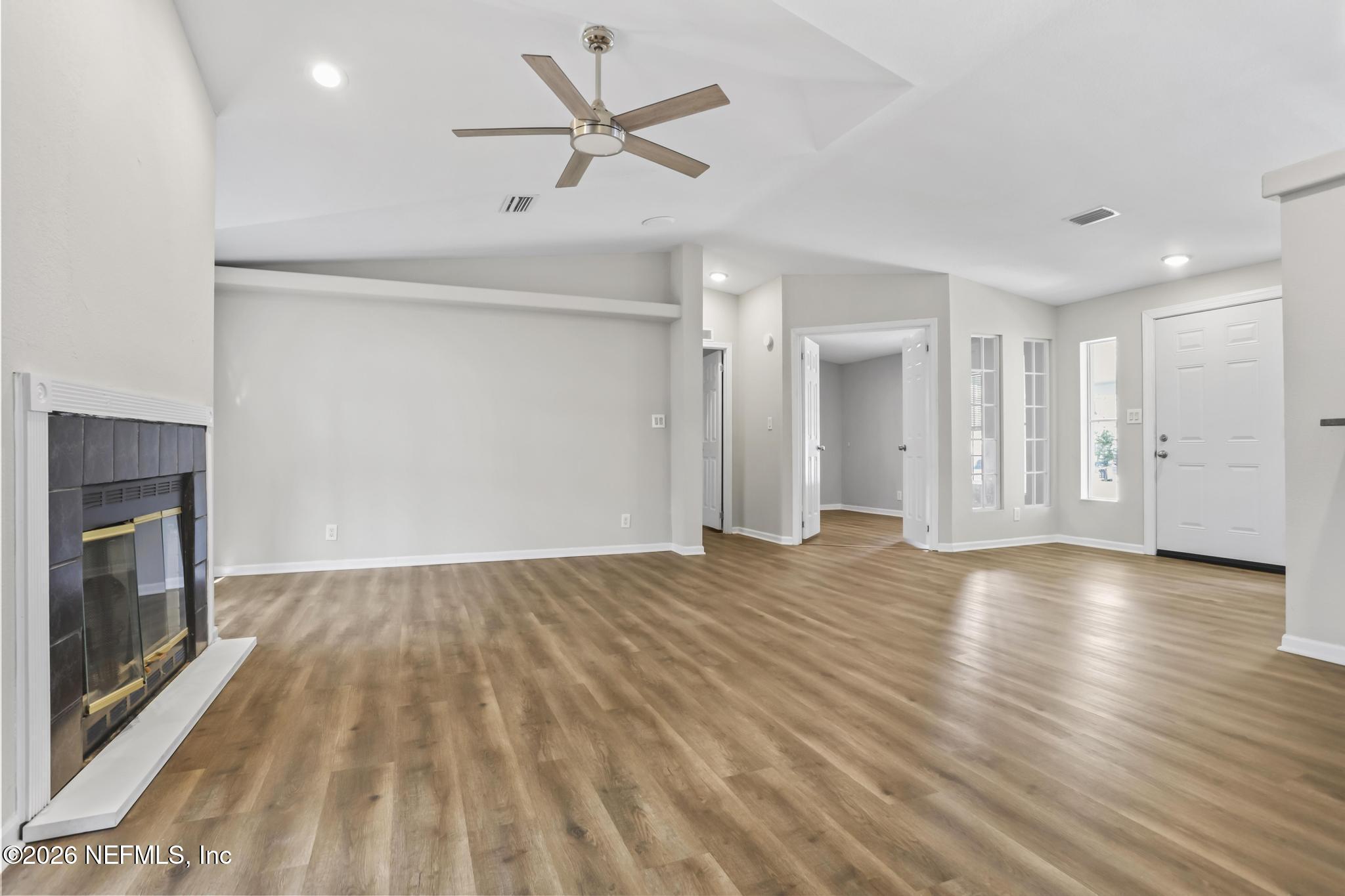 10947 Old Gainesville Road Jacksonville, FL 32221 - Photo 7 of 36 IMG_5940