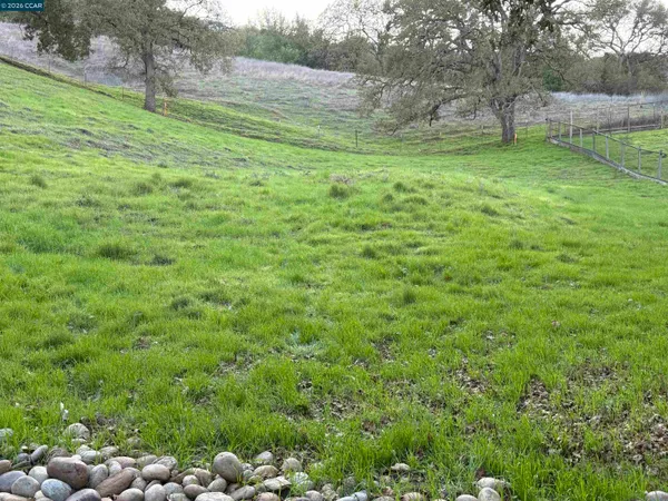 a view of outdoor space