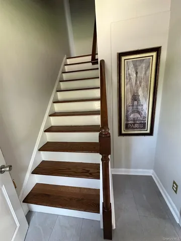 a view of entryway with a front door