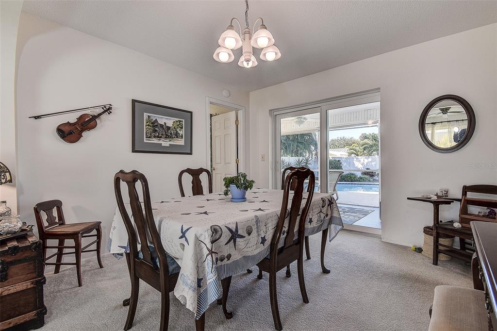 9078 134th Way Seminole, FL 33776 - Photo 11 of 38