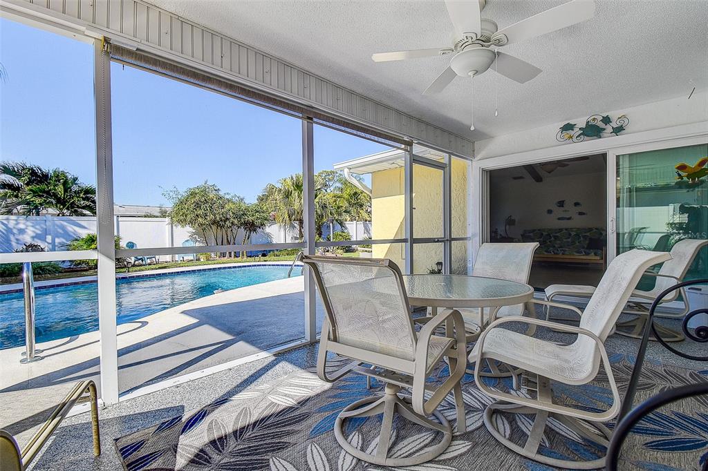 9078 134th Way Seminole, FL 33776 - Photo 34 of 38