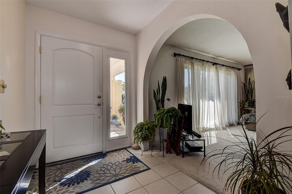 9078 134th Way Seminole, FL 33776 - Photo 7 of 38