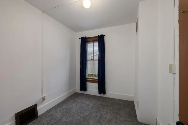 $185,000 | 625 St Cloud Street, La Crosse, WI 54603