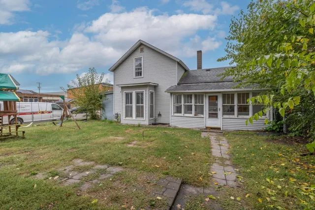 $185,000 | 625 St Cloud Street, La Crosse, WI 54603